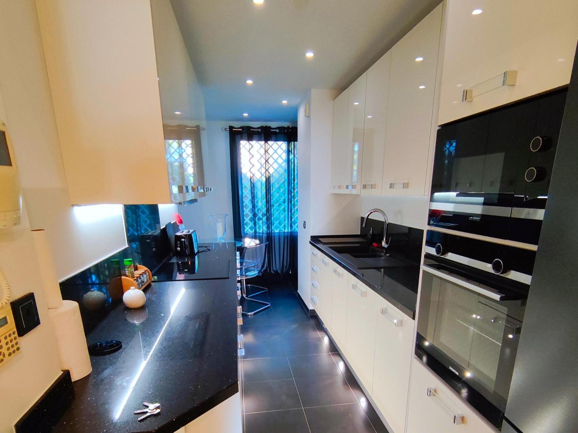 Luxury Frontline Residence Ehhouse إِستيبونا المظهر الخارجي الصورة