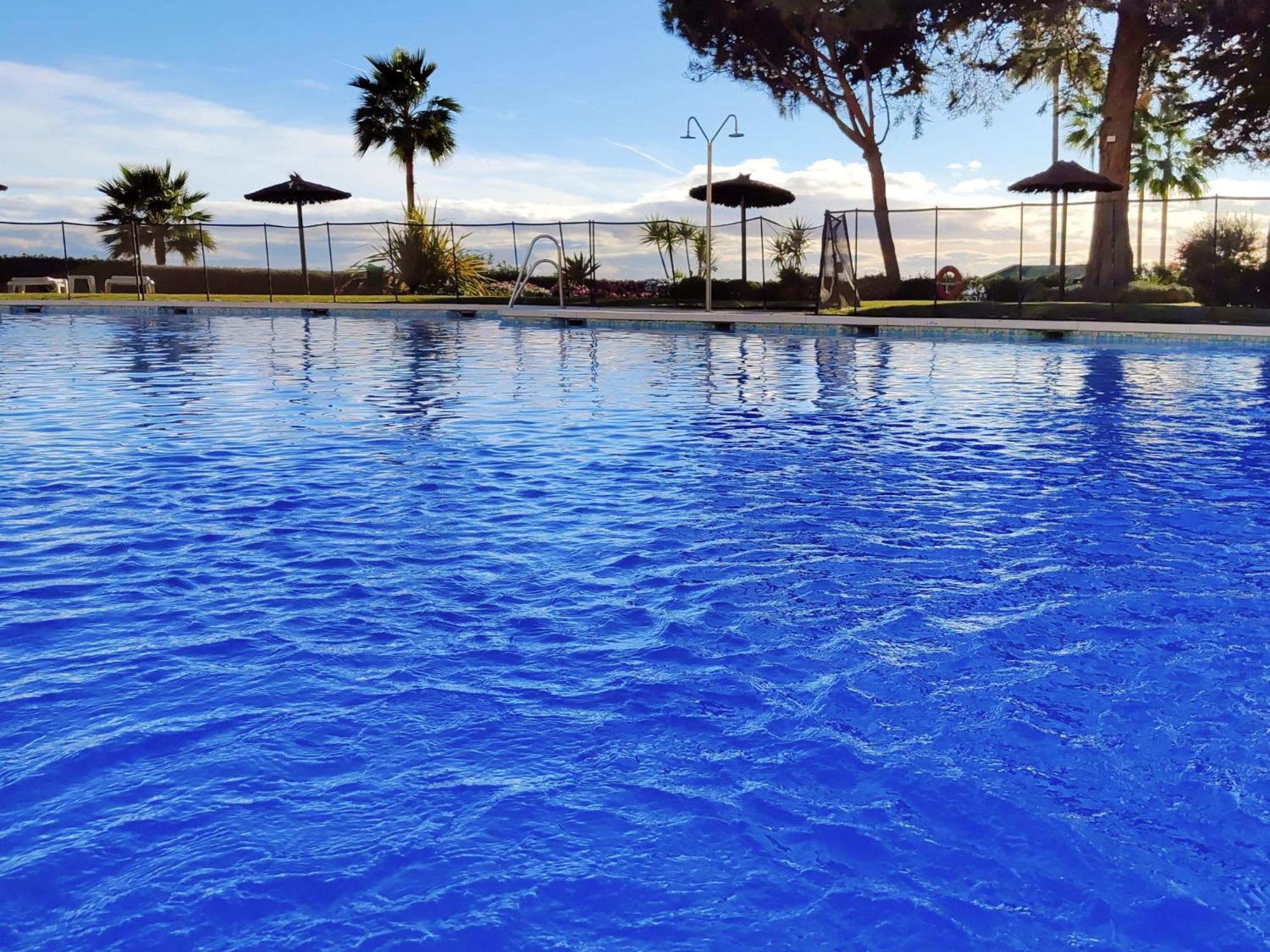 Luxury Frontline Residence Ehhouse إِستيبونا المظهر الخارجي الصورة