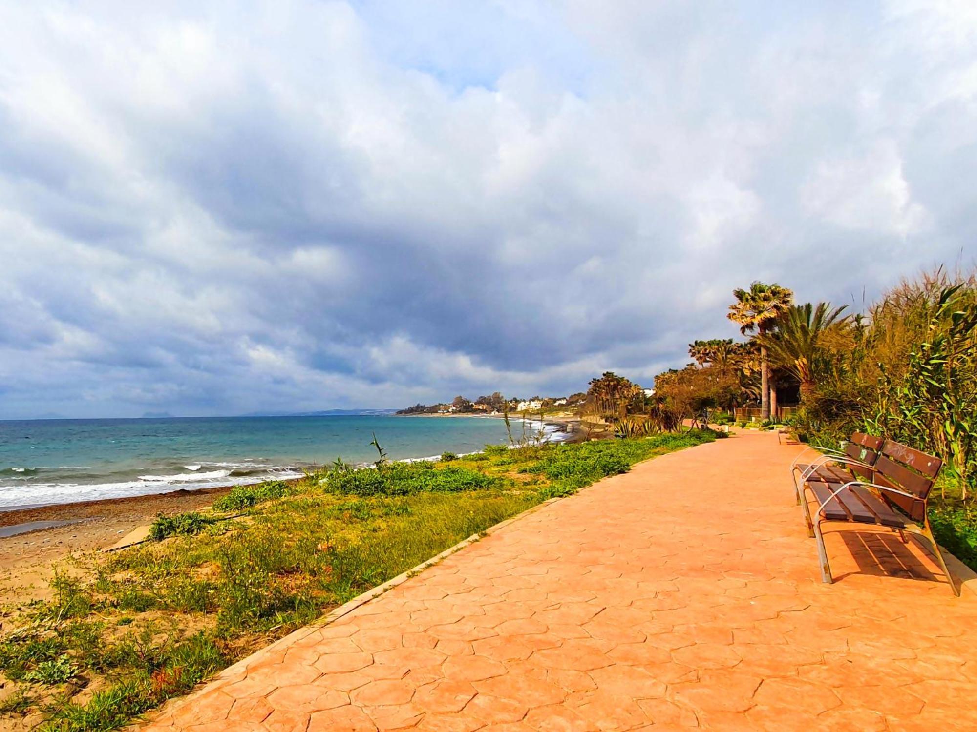 Luxury Frontline Residence Ehhouse إِستيبونا المظهر الخارجي الصورة